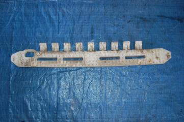 Наполнитель бампера задний TRIBECA B9 05-07