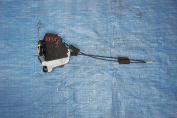 Запчасть замок двери передний левый TOYOTA COROLLA 150 06-13