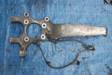 Кулак поворотный передний левый GS350 GS300 05-11