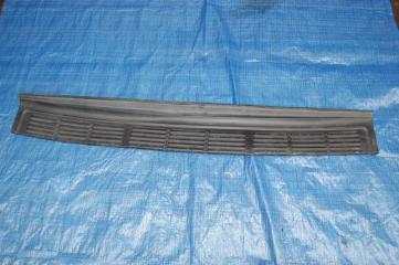 Накладка бампера задняя TOYOTA LAND CRUISER 200 08-21