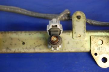 Форсунка топливная NISSAN X-TRAIL T30 01-07