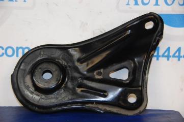 Крепление балки подвески правое CAMRY 30 02-06