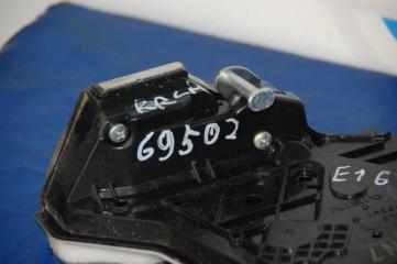 Замок двери задний левый TOYOTA COROLLA E16 13-