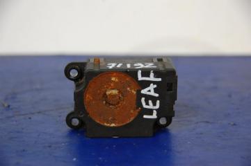 Моторчик заслонки печки LEAF 10-17