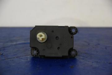 Моторчик заслонки печки OUTLANDER XL 05-13