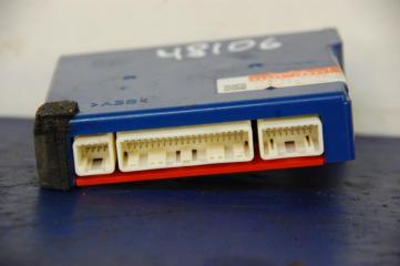 Блок электронный LEXUS GS350 GS300 05-11