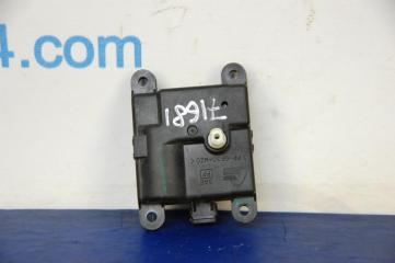 Моторчик заслонки печки TEANA J32 08-14