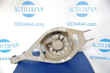 Рычаг задней подвески поперечный нижний задний левый INFINITI M35/M45 04-10