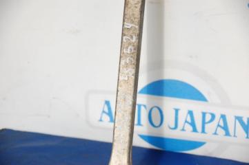 Рычаг задней подвески поперечный нижний задний правый LS460 06-12