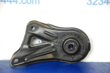 Крепление балки подвески правое TOYOTA CAMRY 30 02-06