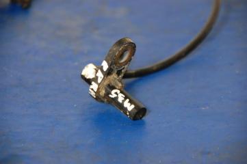 Датчик ABS задний правый INFINITI M35/M45 04-10