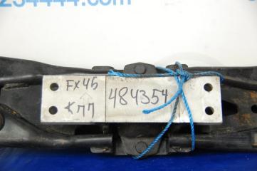 Кронштейн КПП задний FX S50 03-08