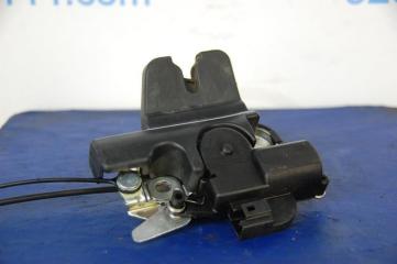 Замок крышки багажника M35/M45 04-10