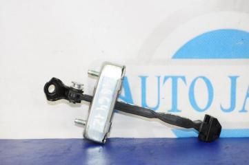 Ограничитель двери передний левый IS250/350 05-13