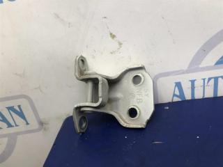 Петля двери нижняя передняя правая TRIBECA B9 05-07