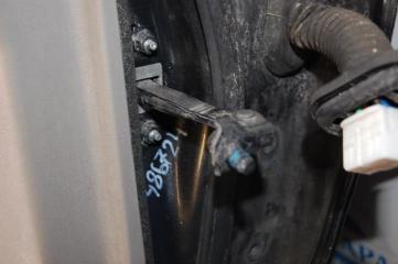 Ограничитель двери задний левый CAMRY 40 06-11