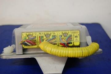 Блок управления AIRBAG TRIBECA B9 05-07