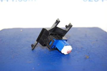 Кнопка G35 03-07