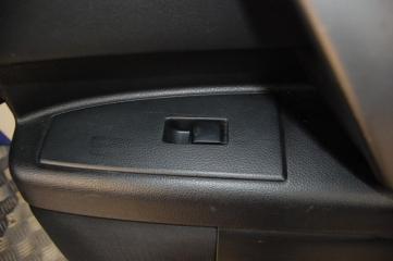 Стекло двери заднее правое FX S50 03-08