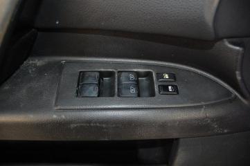 Дверь передняя левая FX S50 03-08