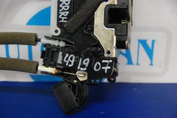 Замок двери задний правый G25/G35/G37/Q40 06-14