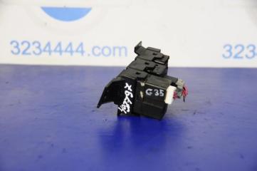 Кнопка G35 03-07