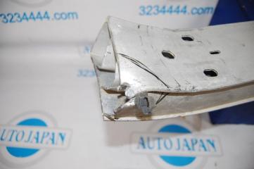 Усилитель переднего бампера LEXUS GS350 GS300 05-11