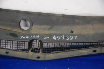 Пластик под лобовое стекло / Жабо левый TRIBECA B10 07-13