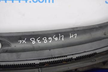 Пластик под лобовое стекло / Жабо левый MITSUBISHI OUTLANDER XL 05-13