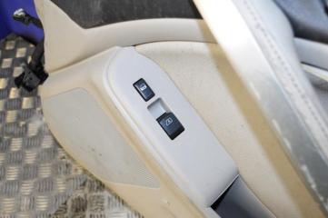 Дверь передняя правая G35 03-07