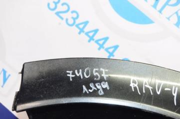 Накладка крышки багажника левая RAV4 05-12