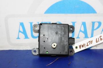 Моторчик заслонки печки NISSAN ALTIMA L32 07-12 Б/У Моторчик заслонки печки NISSAN ALTIMA L32 07-12