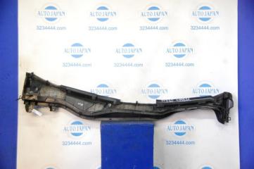 Пластик под лобовое стекло / Жабо LEXUS GS350 GS300 05-11