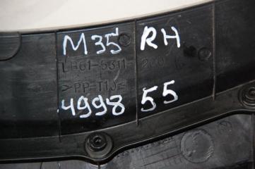 Пластик под лобовое стекло / Жабо M35/M45 04-10