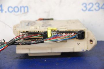 Блок предохранителей салон GS350 GS300 05-11