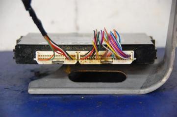 Блок управления центральным замком GS350 GS300 05-11