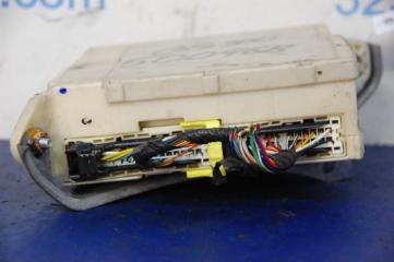 Блок предохранителей моторный отсек GS350 GS300 05-11