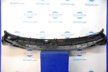 Пластик под лобовое стекло / Жабо MATRIX 02-08