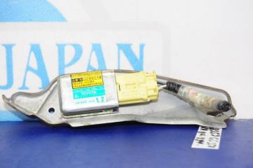 Датчик удара задний левый GS350 GS300 05-11