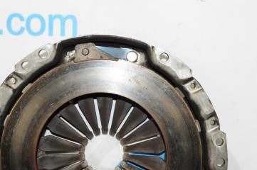 Корзина сцепления AVENSIS 03-08