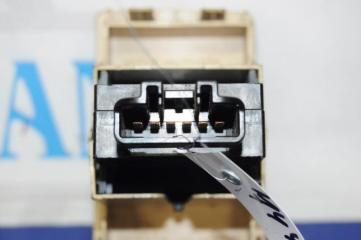 Кнопка открывания багажника внутренняя LEXUS ES350 06-12