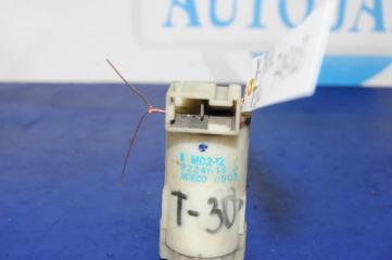 Насос омывателя стекла передний X-TRAIL T30 01-07