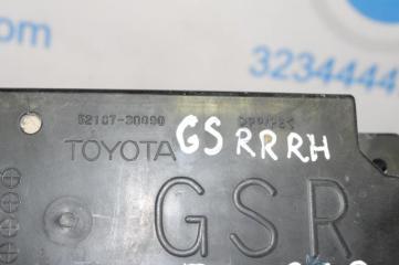 Кронштейн заднего бампера задний правый GS350 GS300 05-11