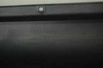 Накладка порога наружная правая REXTON 07-12