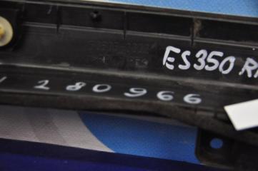 Накладка крыла переднего внутренняя правая ES350 06-12