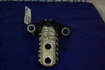 Петля двери нижняя задняя левая MITSUBISHI LANCER X 10 07-15