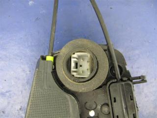 Замок двери задний левый PRIUS - 20 03-11