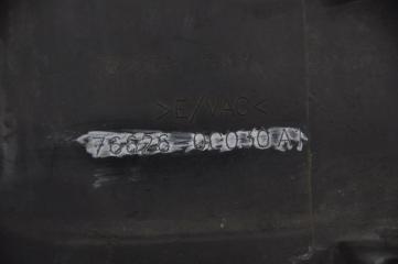 Брызговик задний левый TOYOTA SEQUOIA 01-07