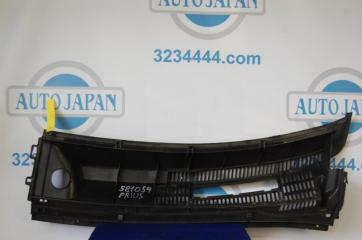 Пластик под лобовое стекло / Жабо правый PRIUS - 20 03-11