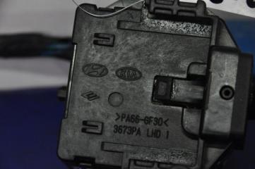 Подрулевой переключатель правый ELANTRA HD 06-11